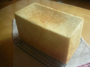 我が家のデイリーミルク食パン