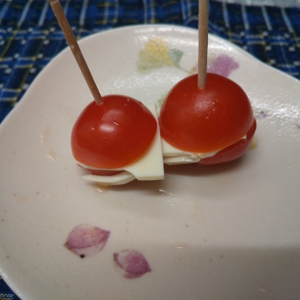 お弁当♪オードブル♪ミニトマトでミニサンド2