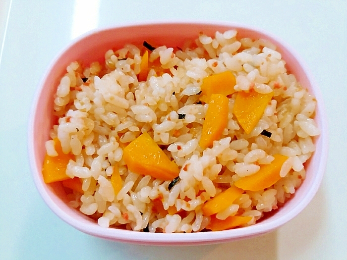 たらこふりかけ人参炊き込みご飯 レシピ 作り方 By のん７８６ 楽天レシピ