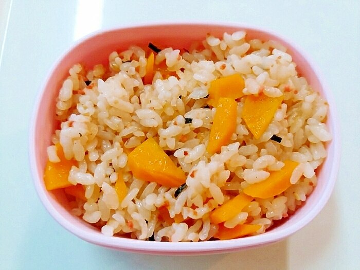 たらこふりかけ人参炊き込みご飯 レシピ 作り方 By のん７８６ 楽天レシピ