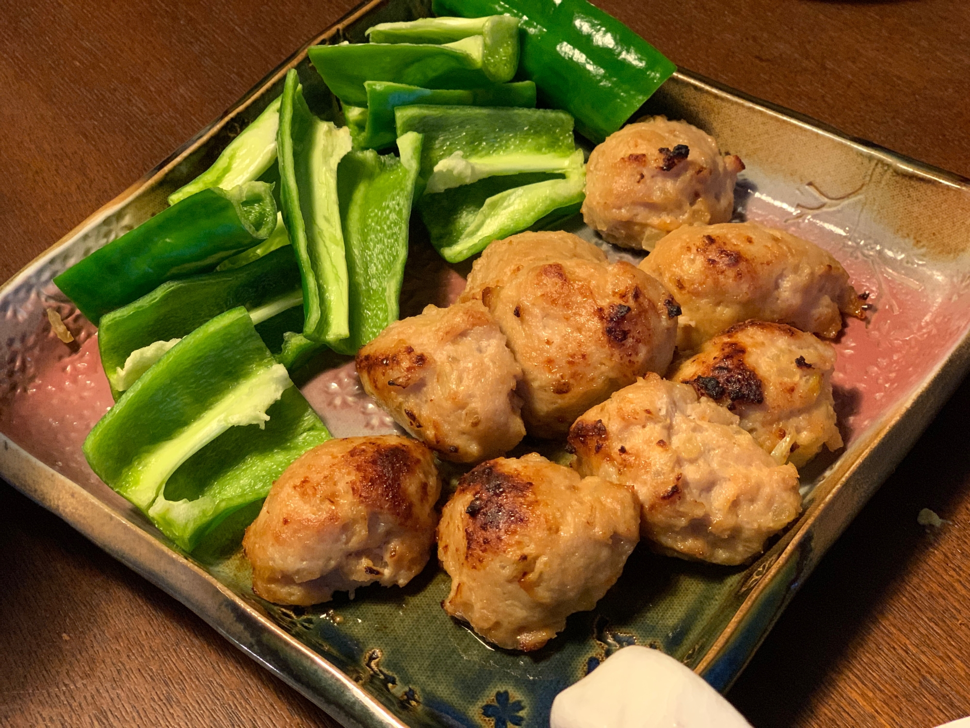 孤独のグルメ 生ピーマンととりつくね レシピ 作り方 By ふとんおとん 楽天レシピ