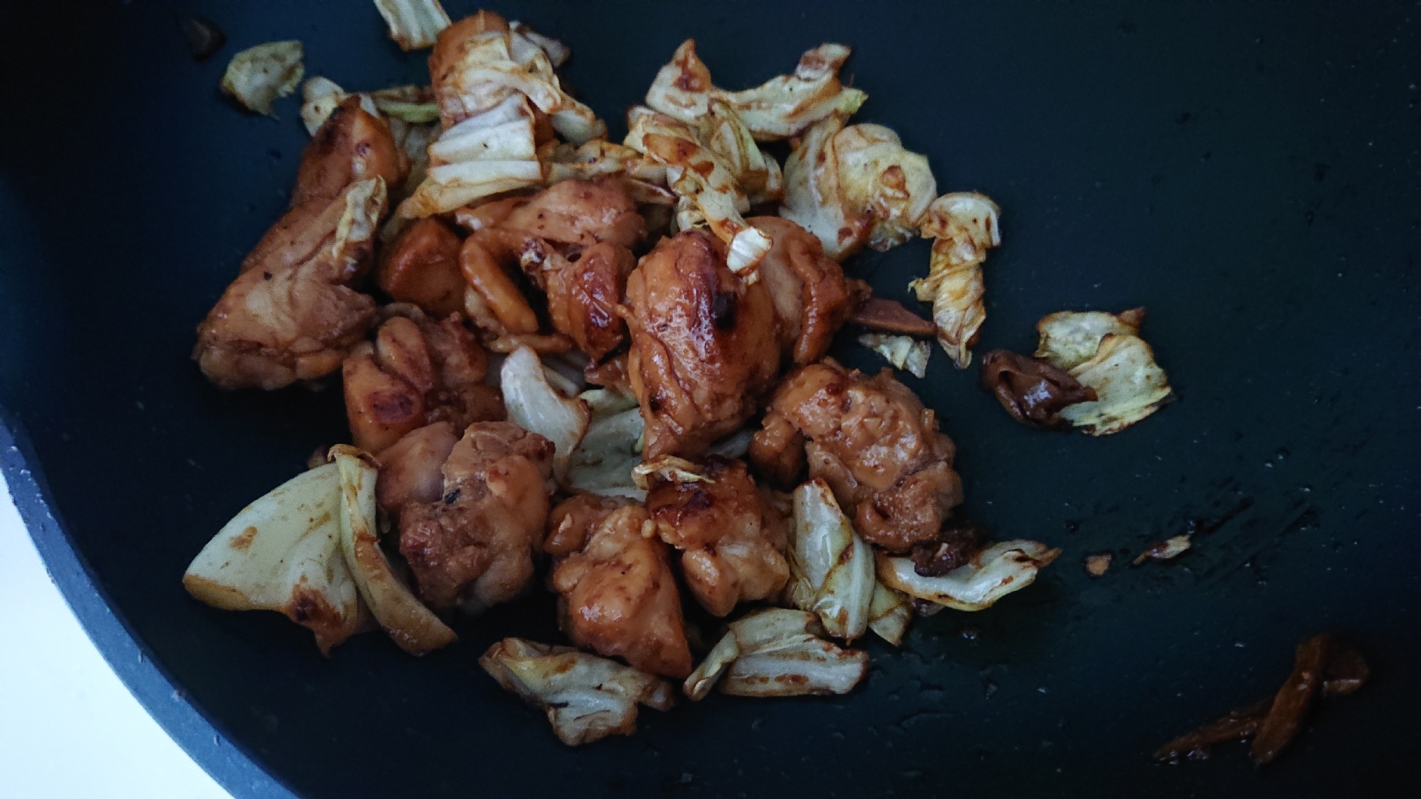 ニンニク味噌でピリ辛肉野菜炒め