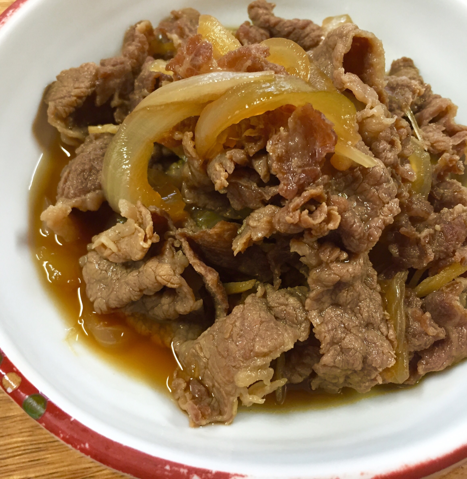 染みた玉葱が美味しい＊牛すき煮風