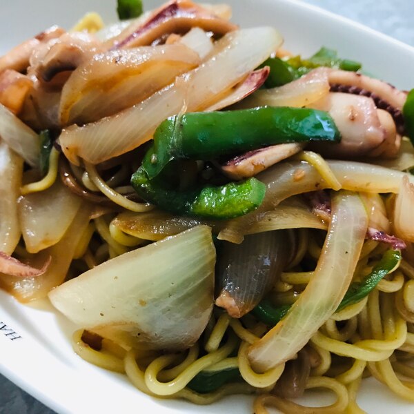 簡単 スルメイカのオイスター塩焼きそば レシピ 作り方 By Seal S 楽天レシピ 簡単 スルメイカのオイスター塩焼きそば レシピ 作り方 By Seal S 楽天レシピ