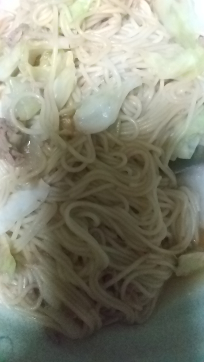 ツナとキャベツのそうめんチャンプルー