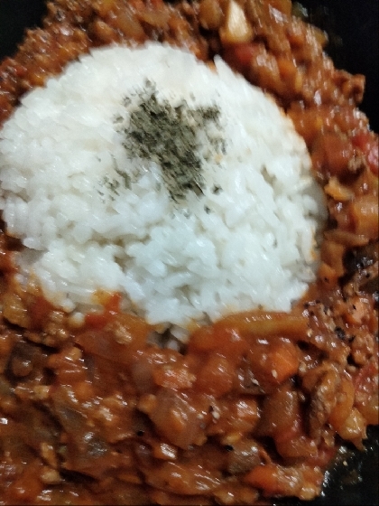 トマト缶を使って20分で作るひき肉となすのカレー
