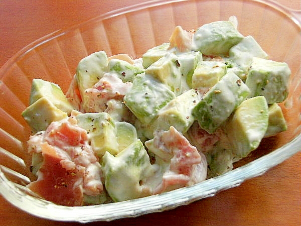 簡単!+ヨーグルト❤アボカド&生ハムのサラダ♪