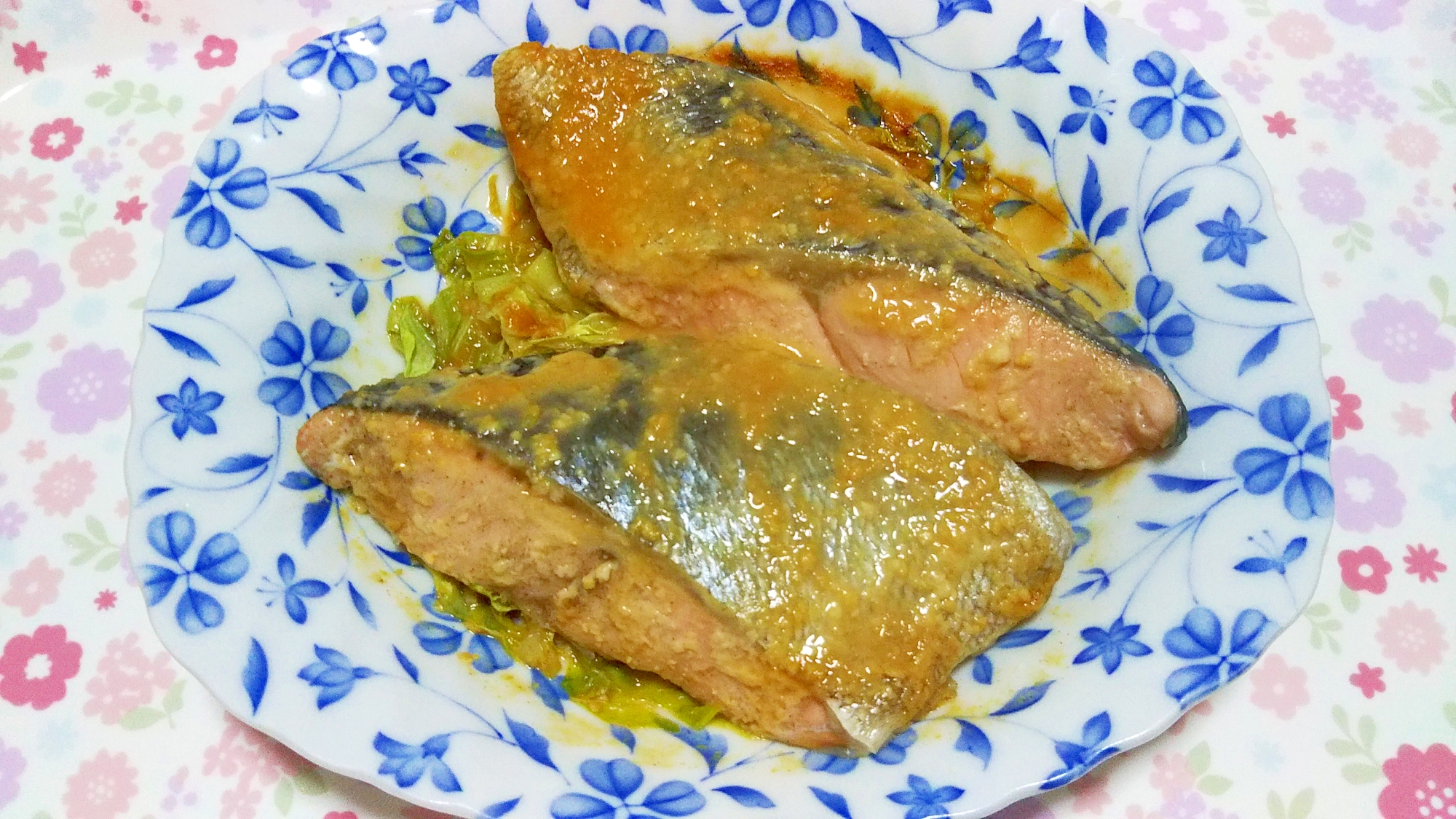 鮭とキャベツの味噌マヨレンジ煮＋＋