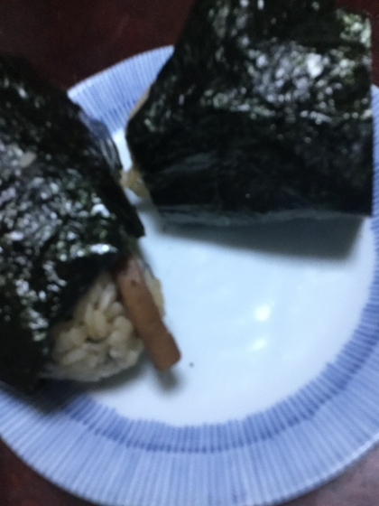 さつま揚げと昆布の炊き込みご飯おにぎり