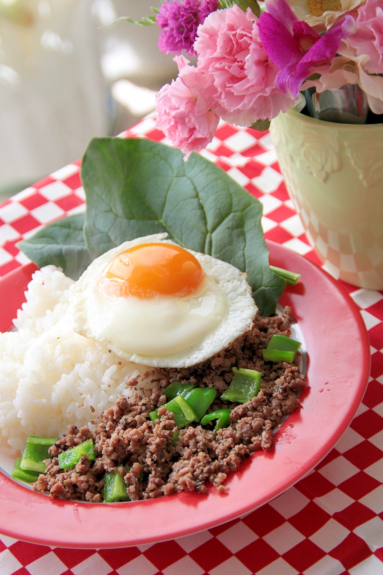 タイの屋台風『ガパオ炒めご飯』