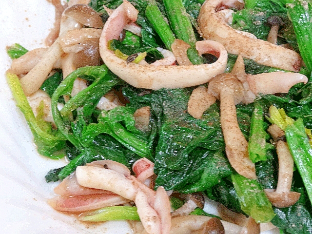 簡単一品 ほうれん草とイカ中華炒め レシピ 作り方 By Startrek 楽天レシピ