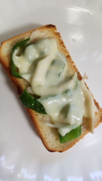 青椒肉絲★トースト