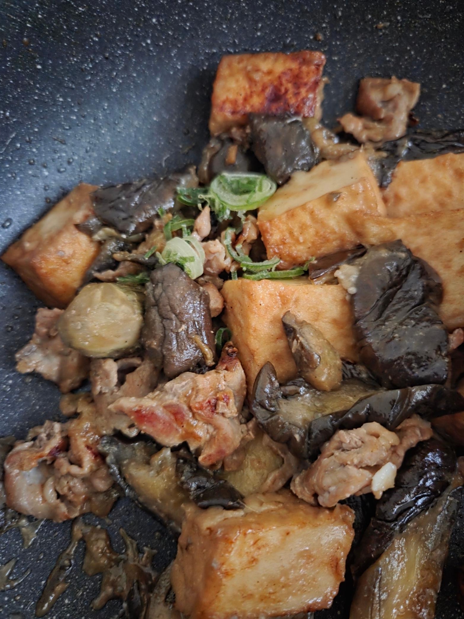 ☆彡豚こま肉となす、厚揚げの味噌炒め