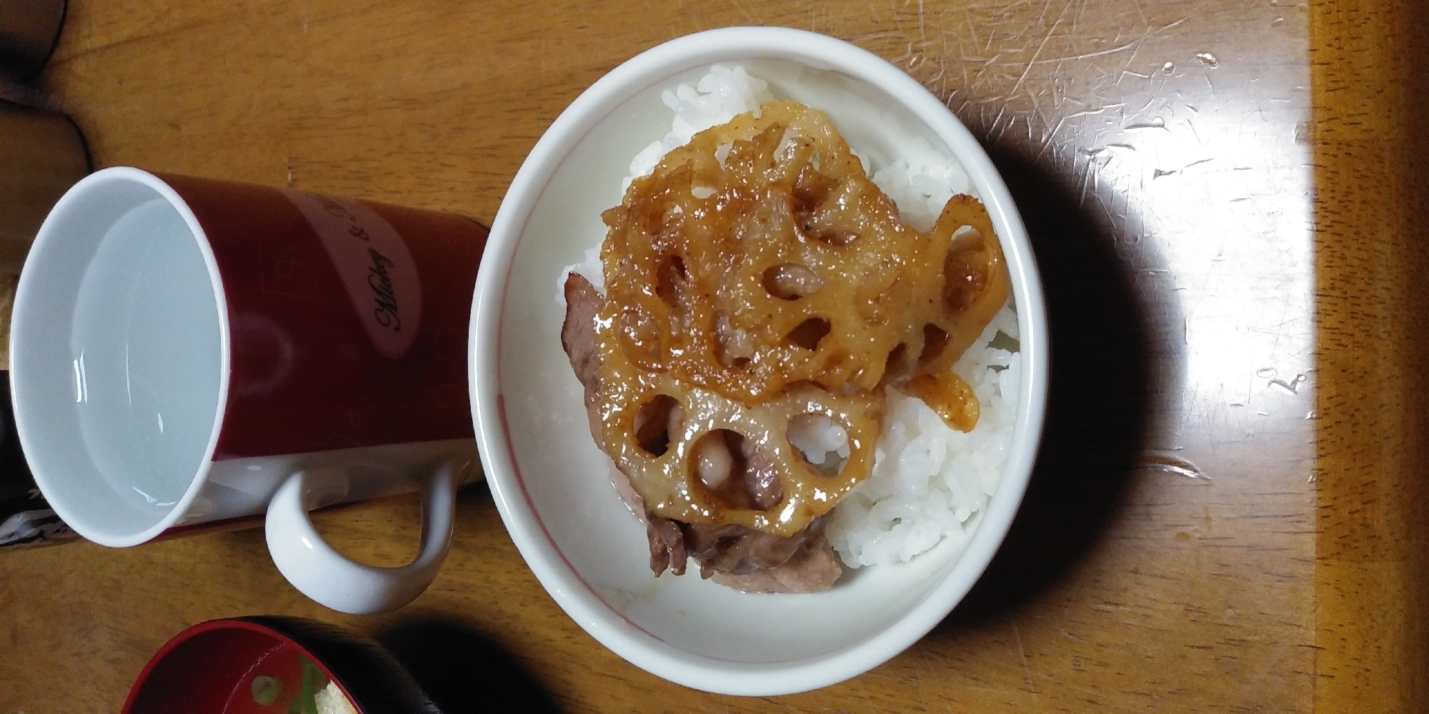 れんこんと豚のしょうが焼き丼