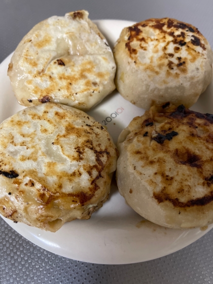 豚肉と白菜と玉ねぎの中華風おやき（肉餅　ロウビン）