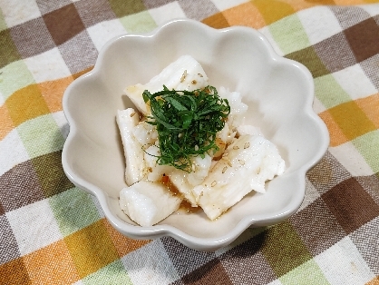 ここさん〜お疲れさま♪今夜はコチラを❣しそドレ無くて和風ドレで大葉を多めで。シャクシャク食感よくあっという間に完食wとっても美味39´ω`)ﾉ