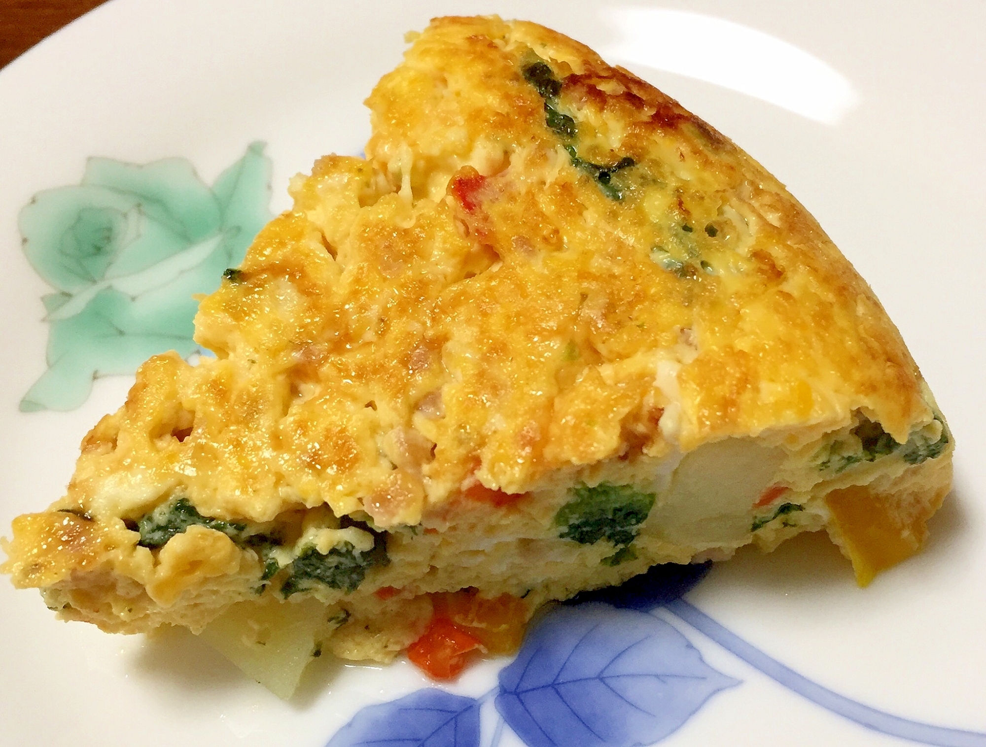 たっぷりの豆乳と具だくさんのスパニッシュオムレツ