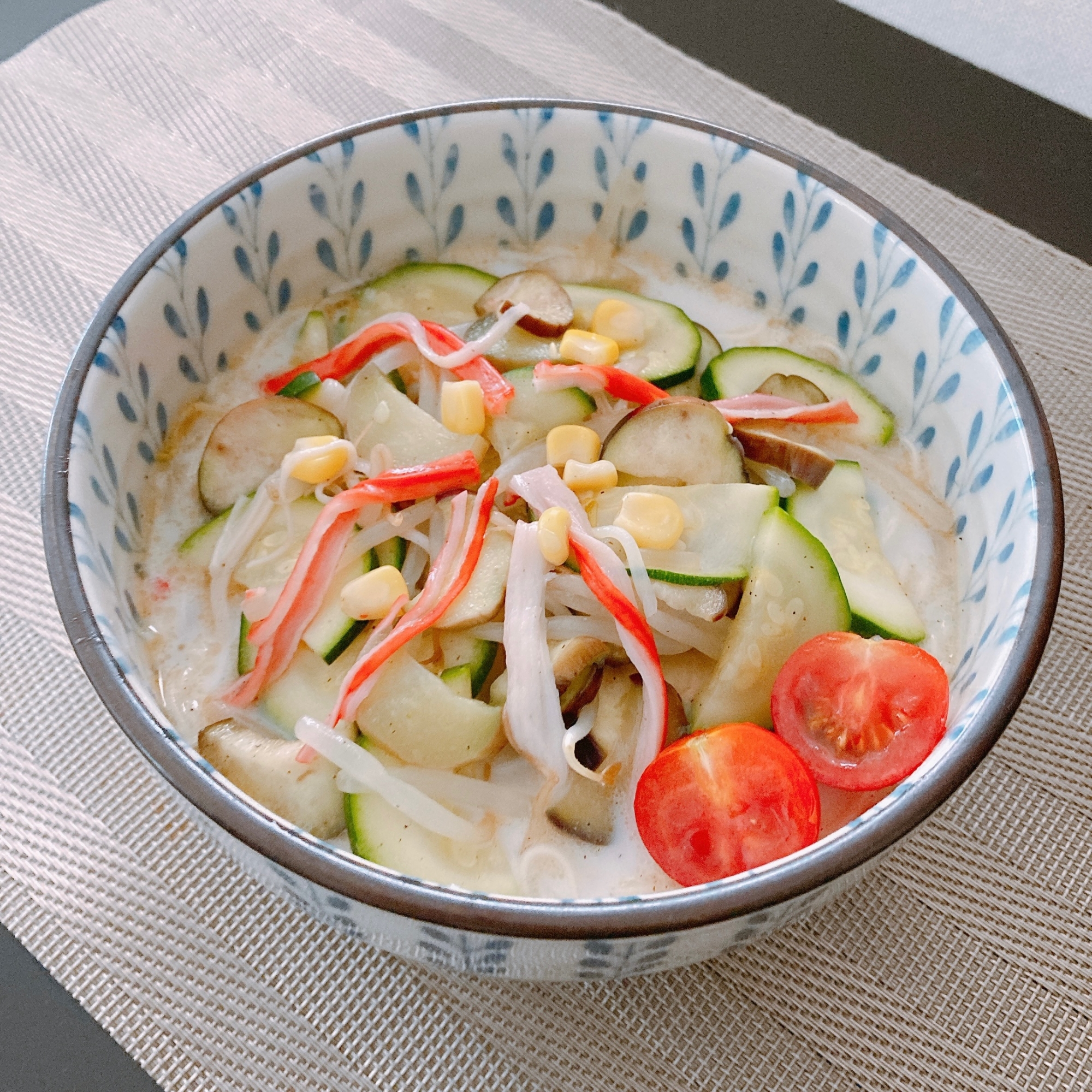 そうめんで!夏満喫!冷やしちゃんぽん風。