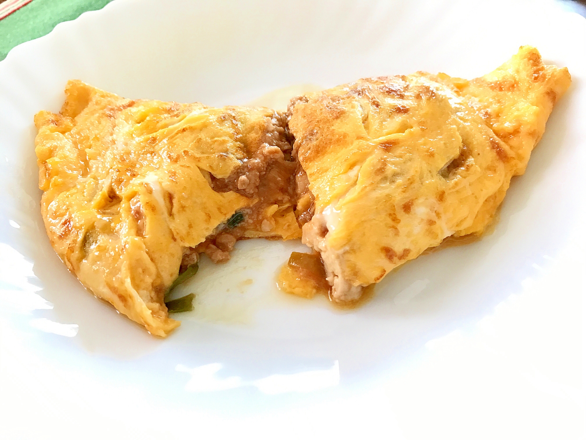 麻婆豆腐入りオムレツ♪(麻婆豆腐リメイク）