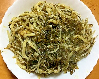 辛子高菜ともやしの焼きうどん