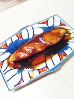 分量ぜんぶ一緒 ニンニク風味のブリの照り焼き レシピ 作り方 By えーたんママ0628 楽天レシピ 分量ぜんぶ一緒 ニンニク風味のブリの照り焼き レシピ 作り方 By えーたんママ0628 楽天レシピ