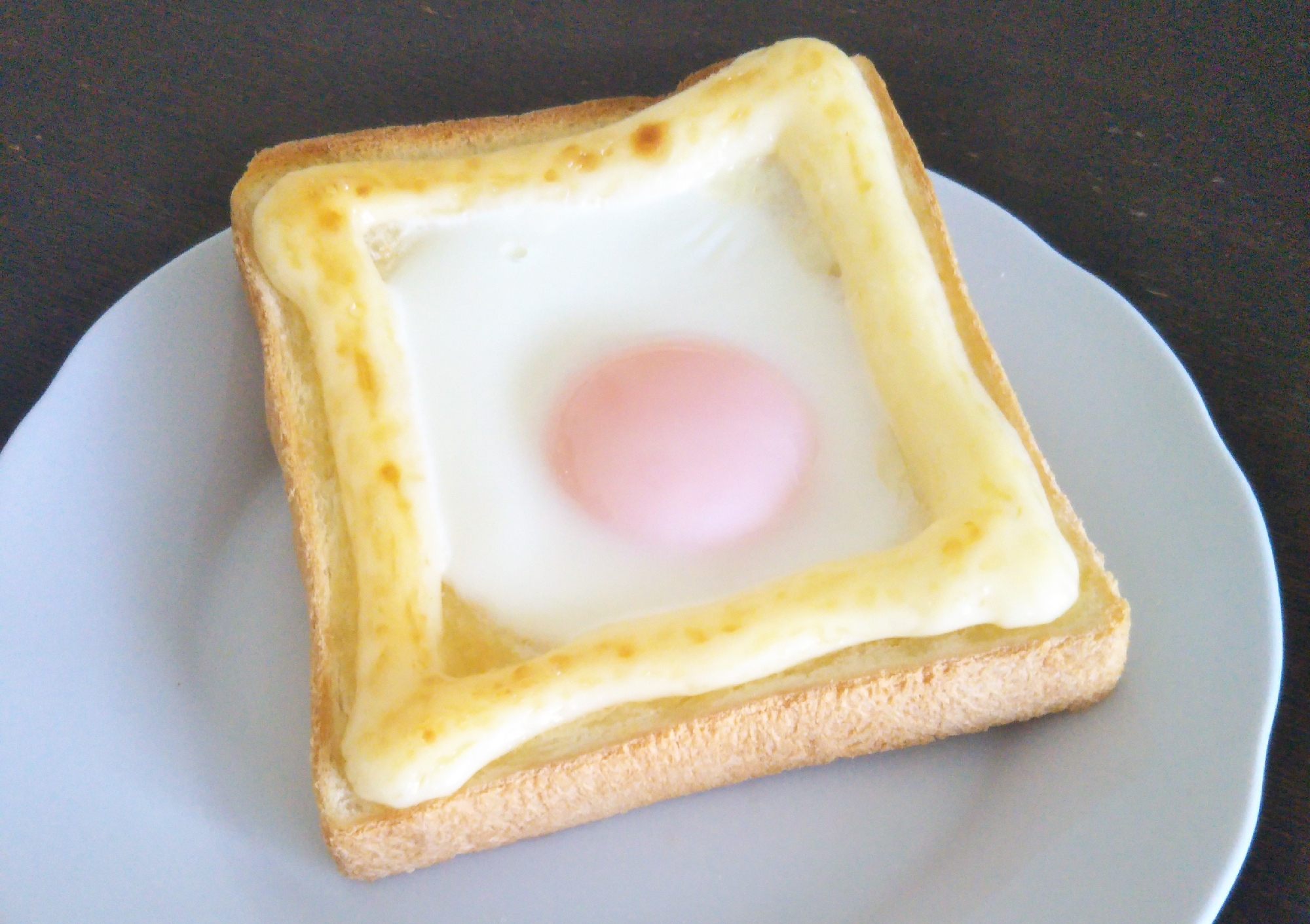 腹持ち抜群目玉焼きパン