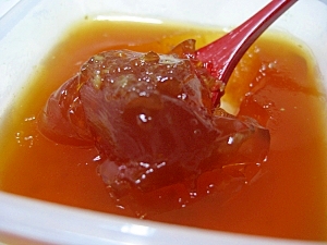 柚子胡椒入りのポン酢ジュレ。