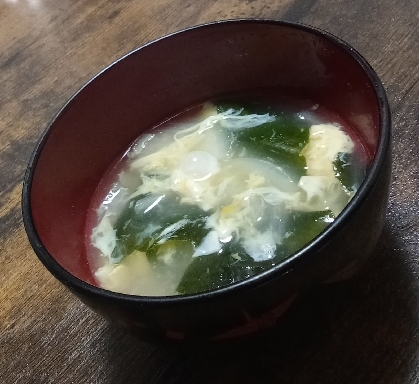 インスタントのわかめスープを使って家族分にカサ増し