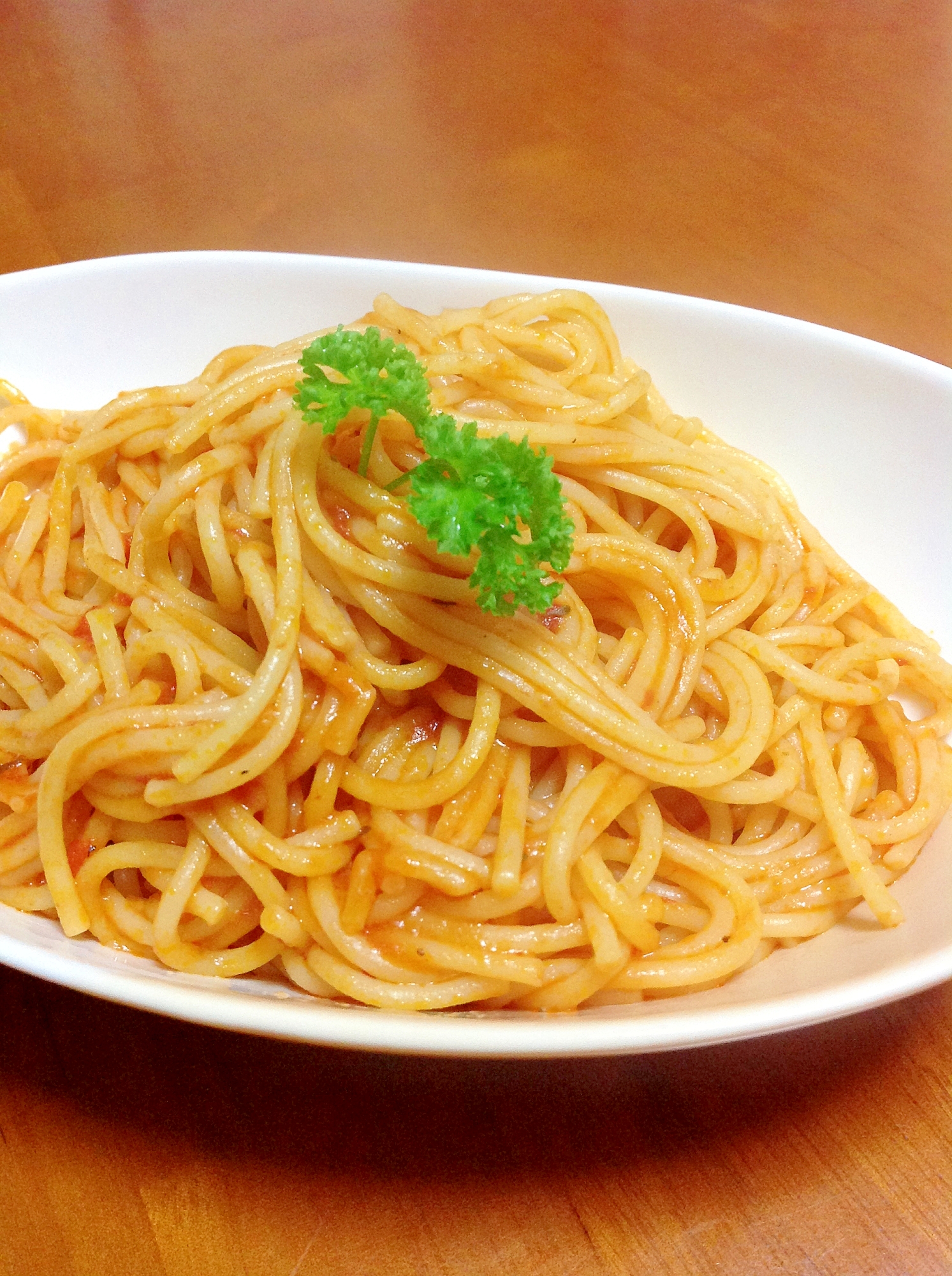 トマト水煮缶で簡単トマトソーススパゲティ