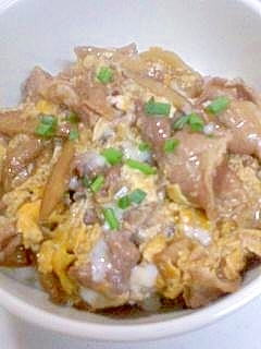 豚ごぼう玉子丼