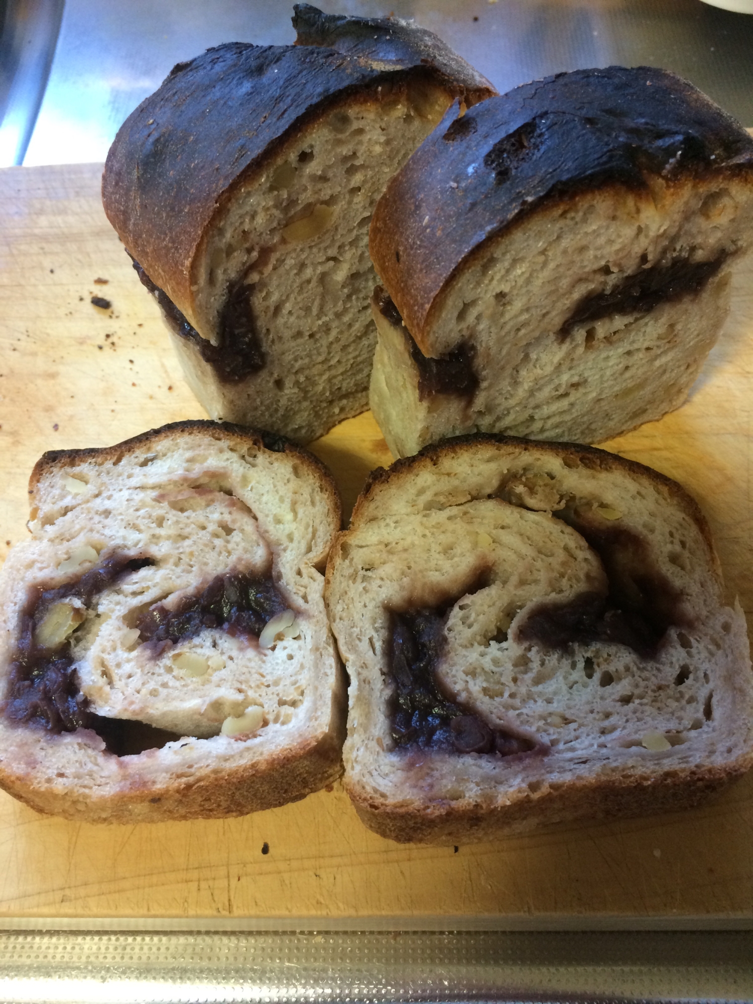 うちのパン　胡桃とあんこの食パン　HB生地作り使用