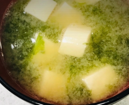 簡単、豆腐の味噌汁