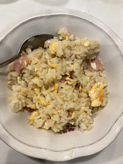 2つのコツでパラパラ！簡単！玉ねぎチャーハン