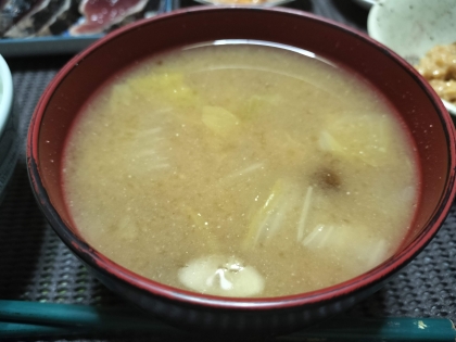 ほっこり♪暖まるスープ♪白菜とさつまいものお味噌汁