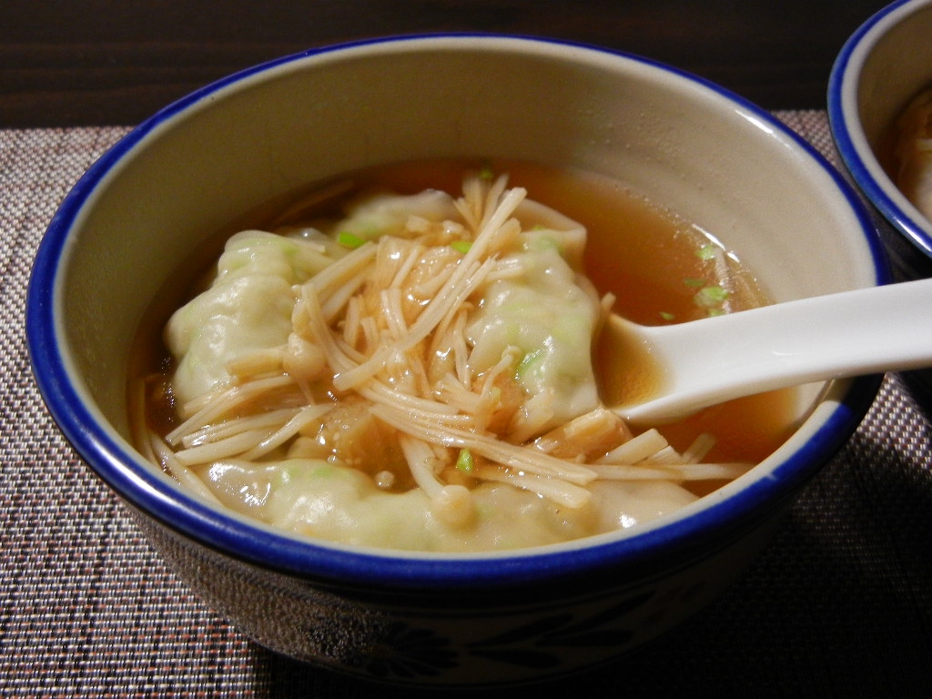 えのき水餃子スープ