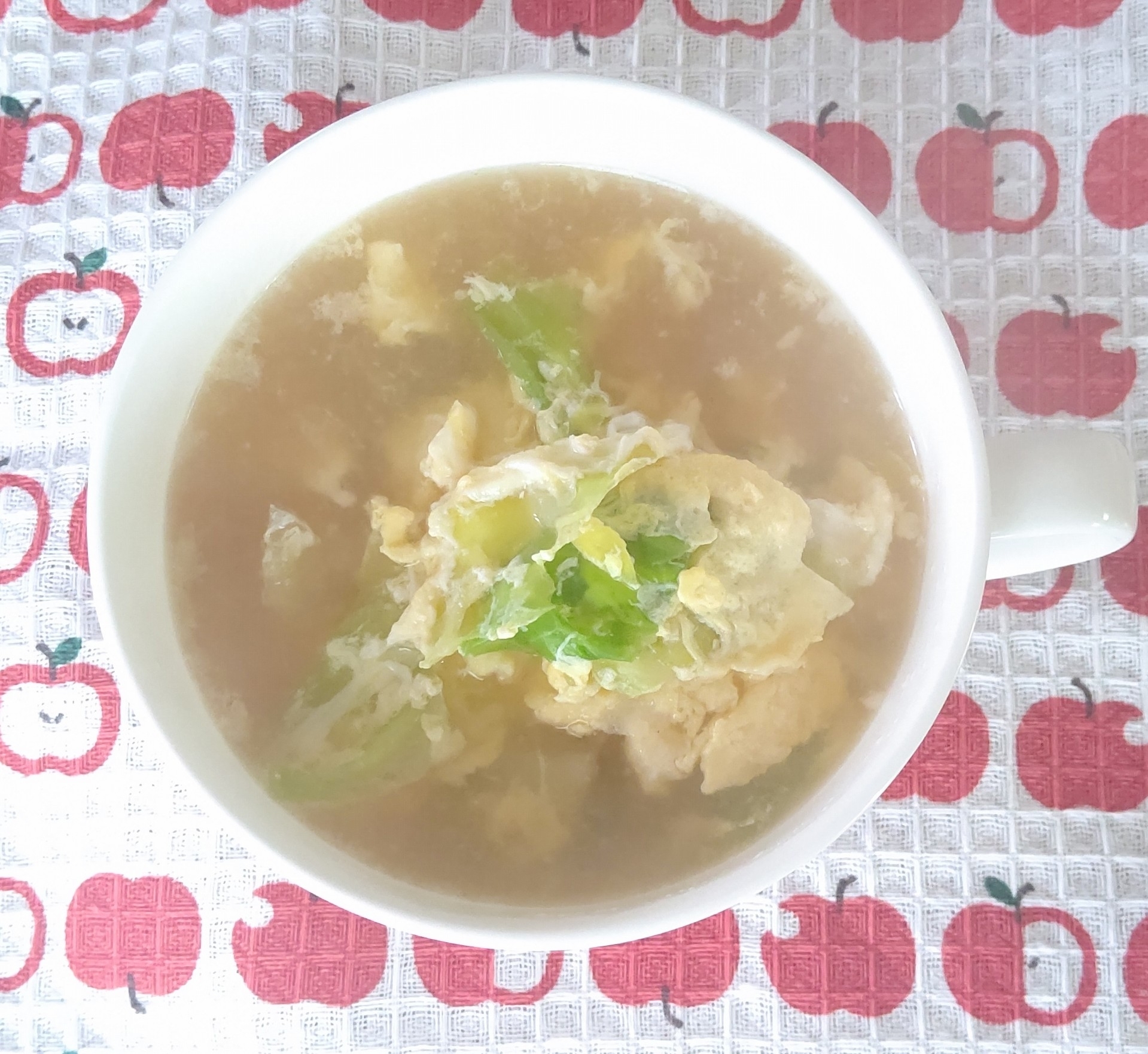 春キャベツと卵の中華スープ☆
