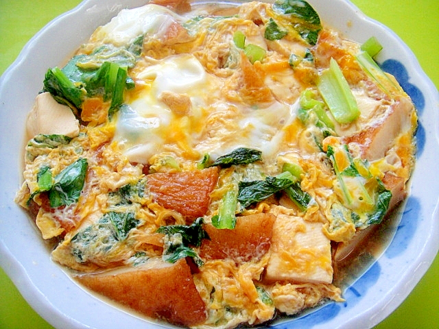豆腐と小松菜さつまあげの卵とじ