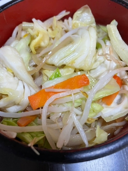 野菜とんこつラーメン