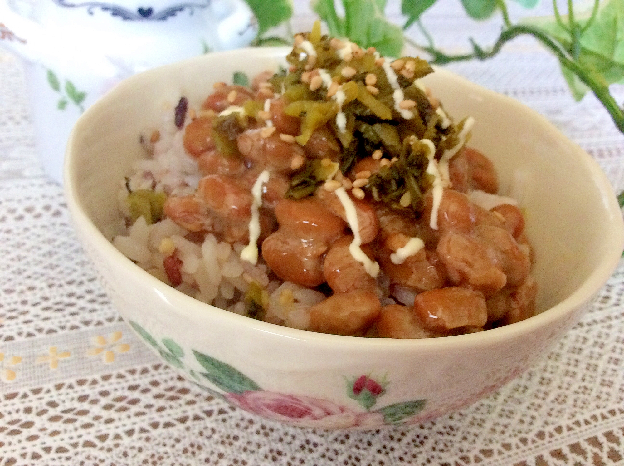 三十雑穀で♪納豆高菜マヨご飯