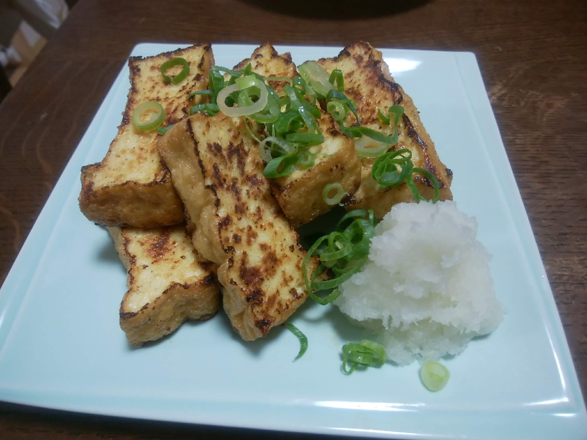 厚揚げの焦がし醤油焼き