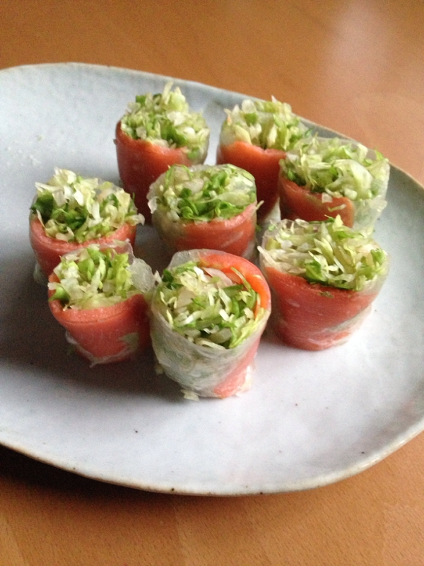 スモークサーモンの生春巻き レシピ 作り方 By ちーたまちー 楽天レシピ スモークサーモンの生春巻き レシピ 作り方 By ちーたまちー 楽天レシピ