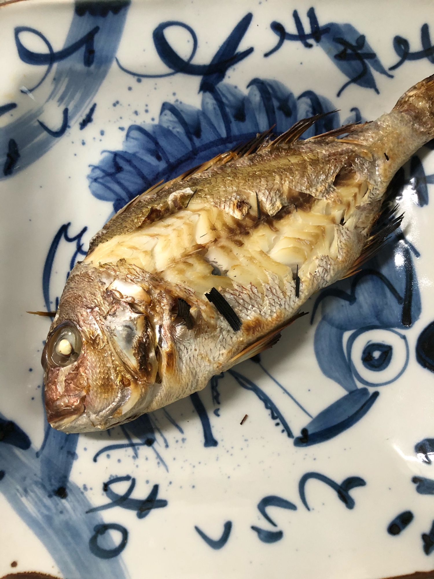 魚焼きグリルで 真鯛の塩焼き レシピ 作り方 By Xmickyx 楽天レシピ 魚焼きグリルで 真鯛の塩焼き レシピ 作り方 By Xmickyx 楽天レシピ