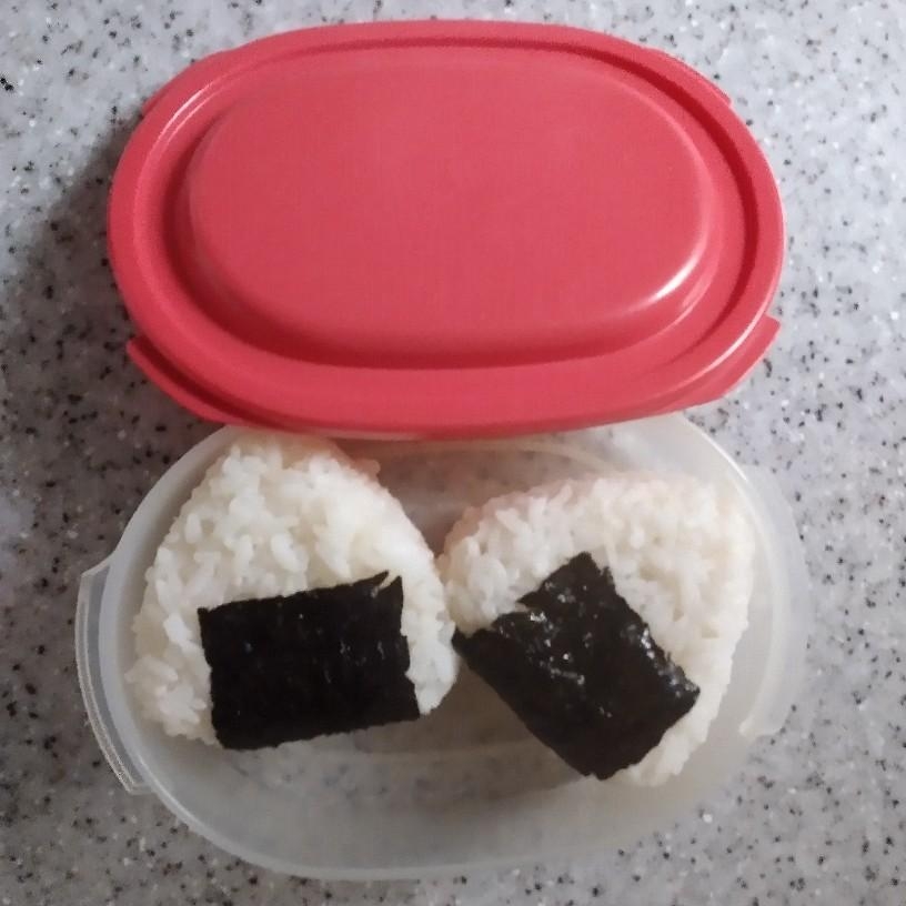 ベビーホタテのおにぎり弁当