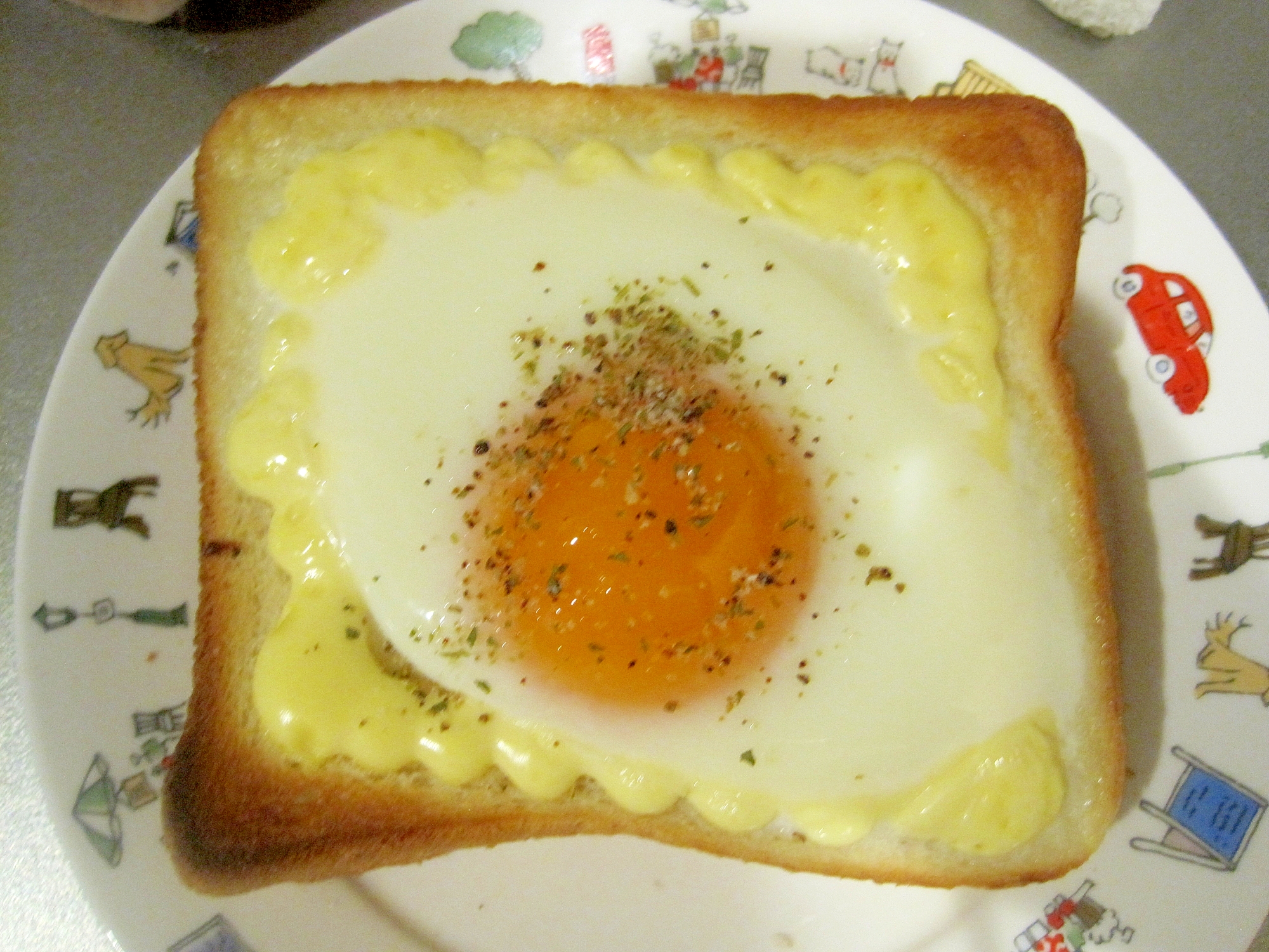 簡単半熟卵のマヨトースト