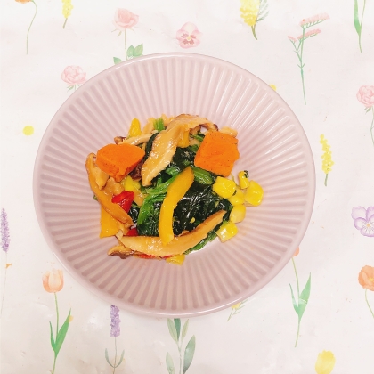 ある野菜で作りました✧˖°カラフルでとても美味しかったです‎꒰ ¨̮͚ ꒱♪ْ˖⋆˚*素敵なレシピありがとうございますﾉᐢ•͈ ᎑•͈ᐢﾉෆ˚*