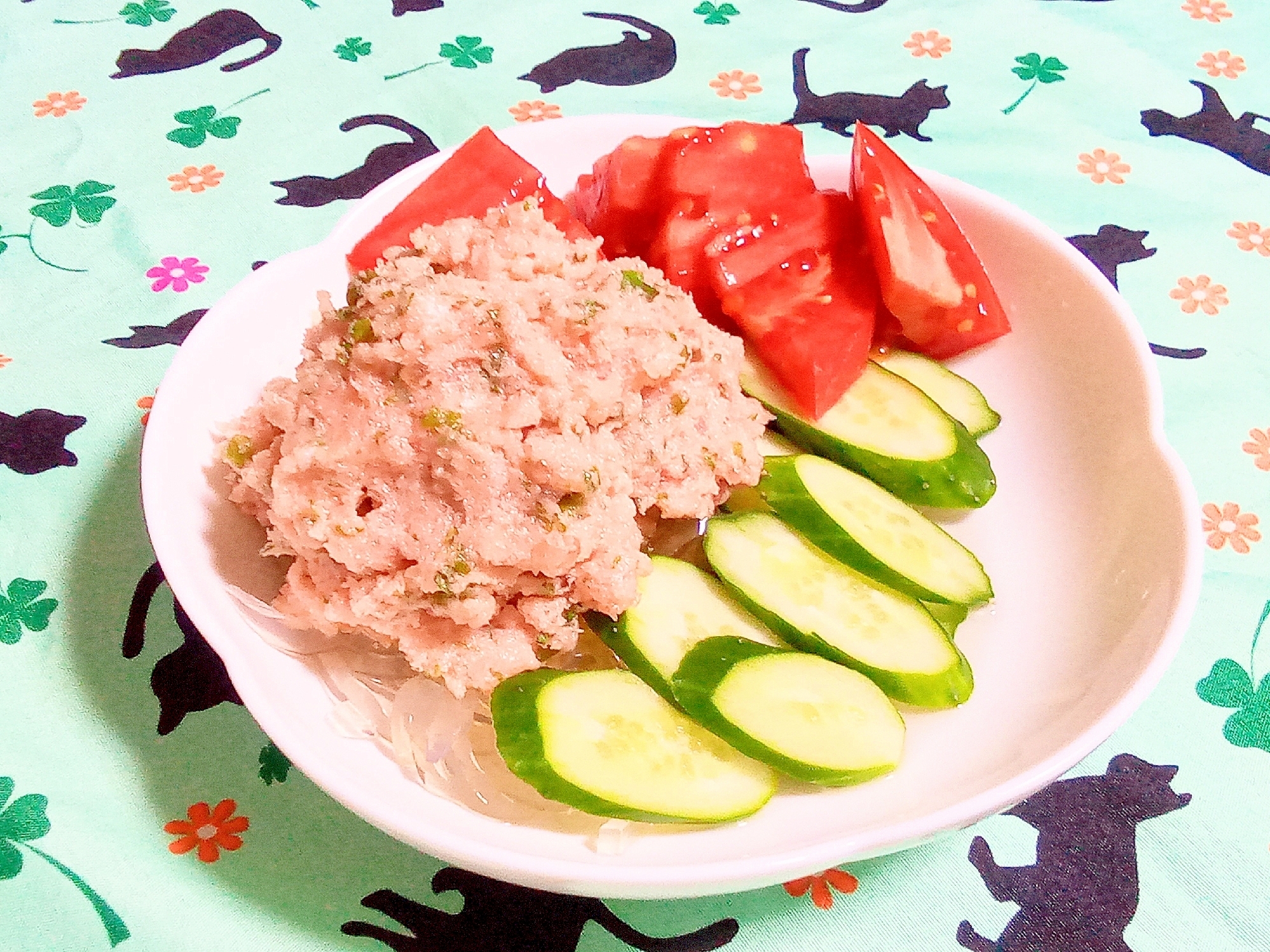 夏はさっぱりと♥️マグロのセリトロ塩レモン味