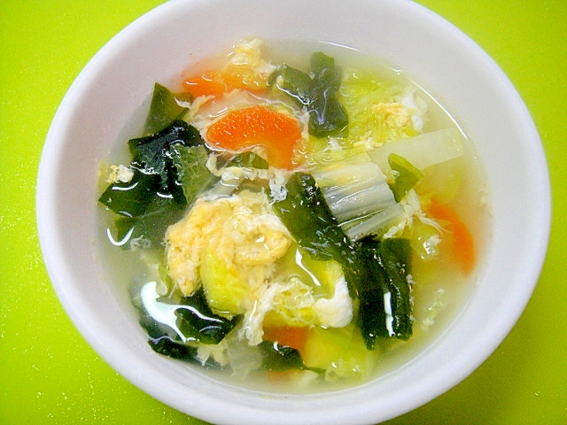 白菜の卵スープ