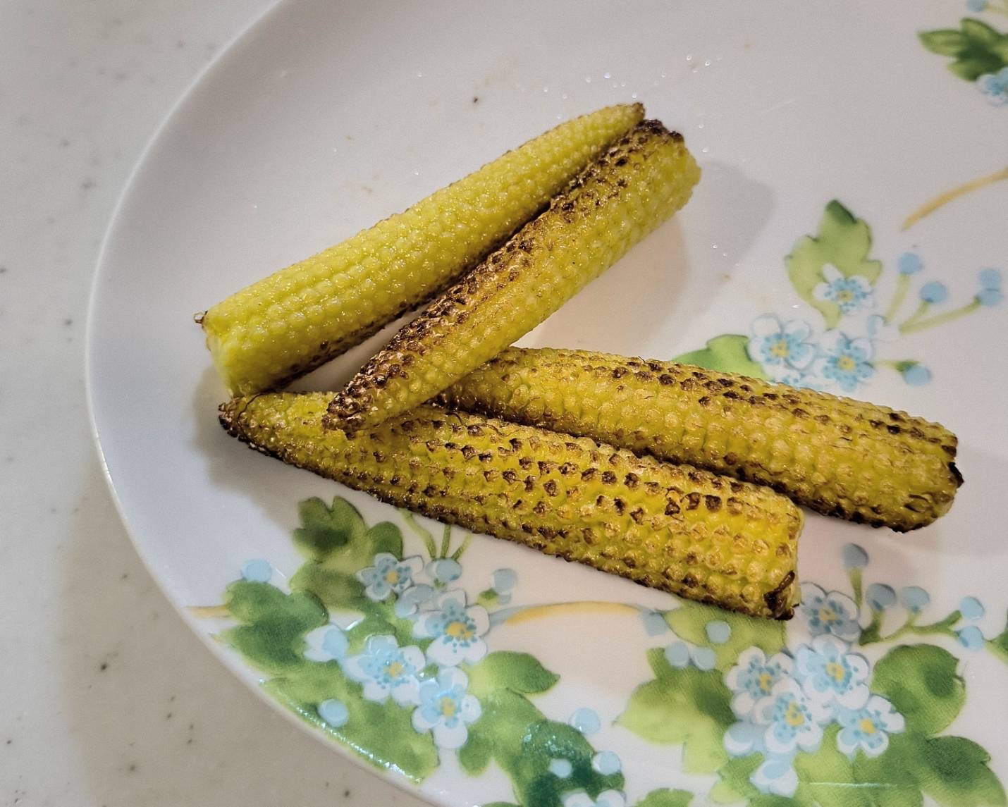 やっぱり素揚げに限る！ヤングコーンの素揚げ