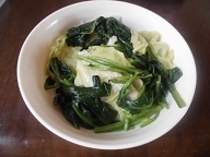 キャベツは加熱するとかさが減るのでたくさん食べられるのがいいですね。