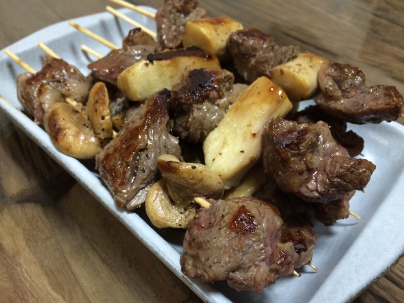 キャンプ飯 牛肉とエリンギの串焼きbbq レシピ 作り方 By 雄三郎 楽天レシピ キャンプ飯 牛肉とエリンギの串焼きbbq レシピ 作り方 By 雄三郎 楽天レシピ